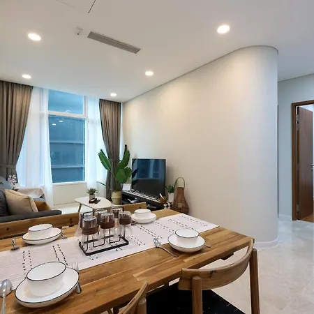 Sky Suites Klcc By Calm Sojourn Kuala Lumpur Exterior photo